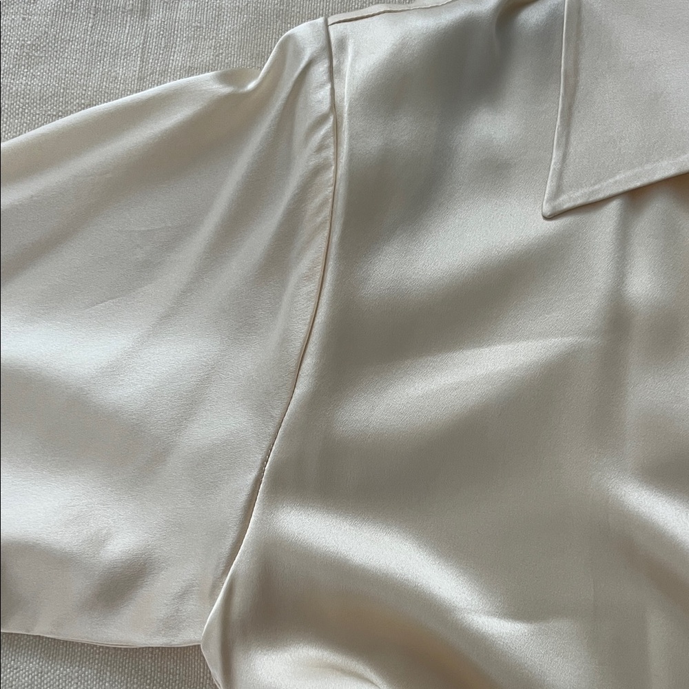 VINTAGE 70s Incinoo Cream Silk Satin Wrap Blouse L/S Retro Pointy Collar - Picture 2 of 16